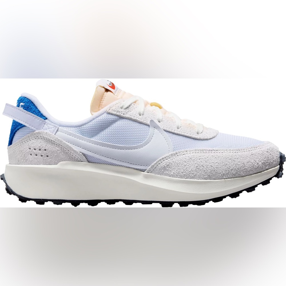 Nike Women's Waffle Debut Size 7
